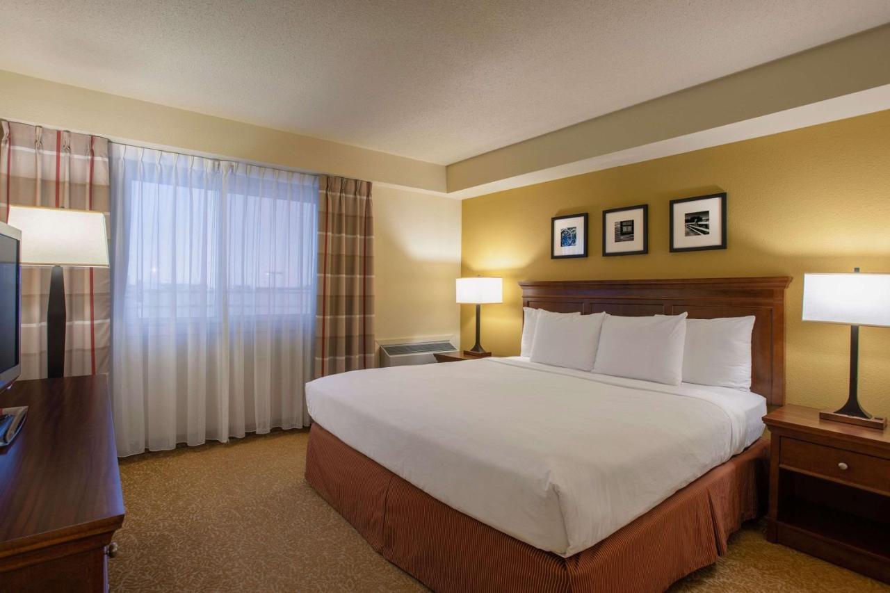 Travelodge Suites By Wyndham Regina - Eastgate Bay Esterno foto