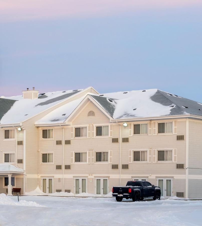 Travelodge Suites By Wyndham Regina - Eastgate Bay Esterno foto