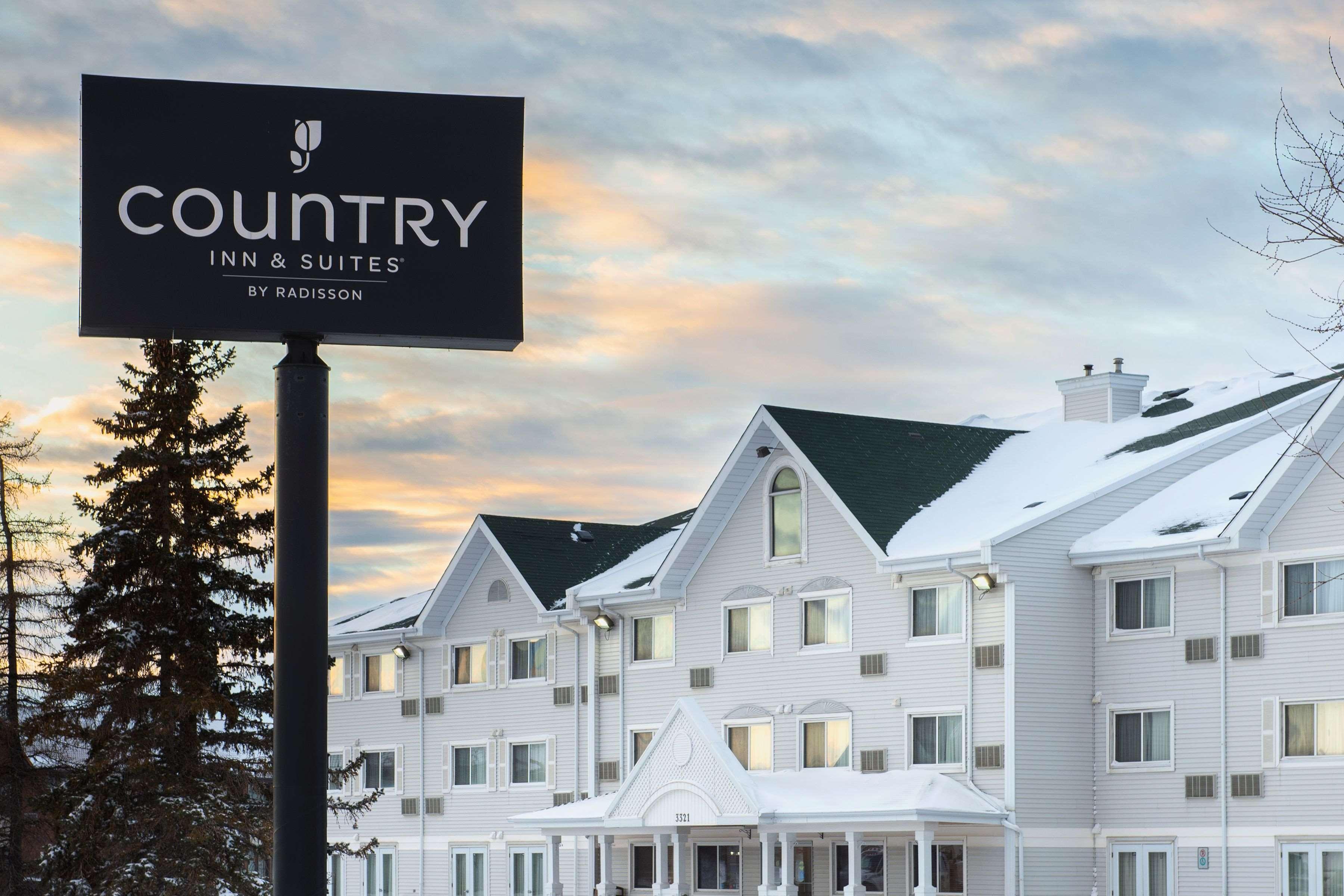 Travelodge Suites By Wyndham Regina - Eastgate Bay Esterno foto