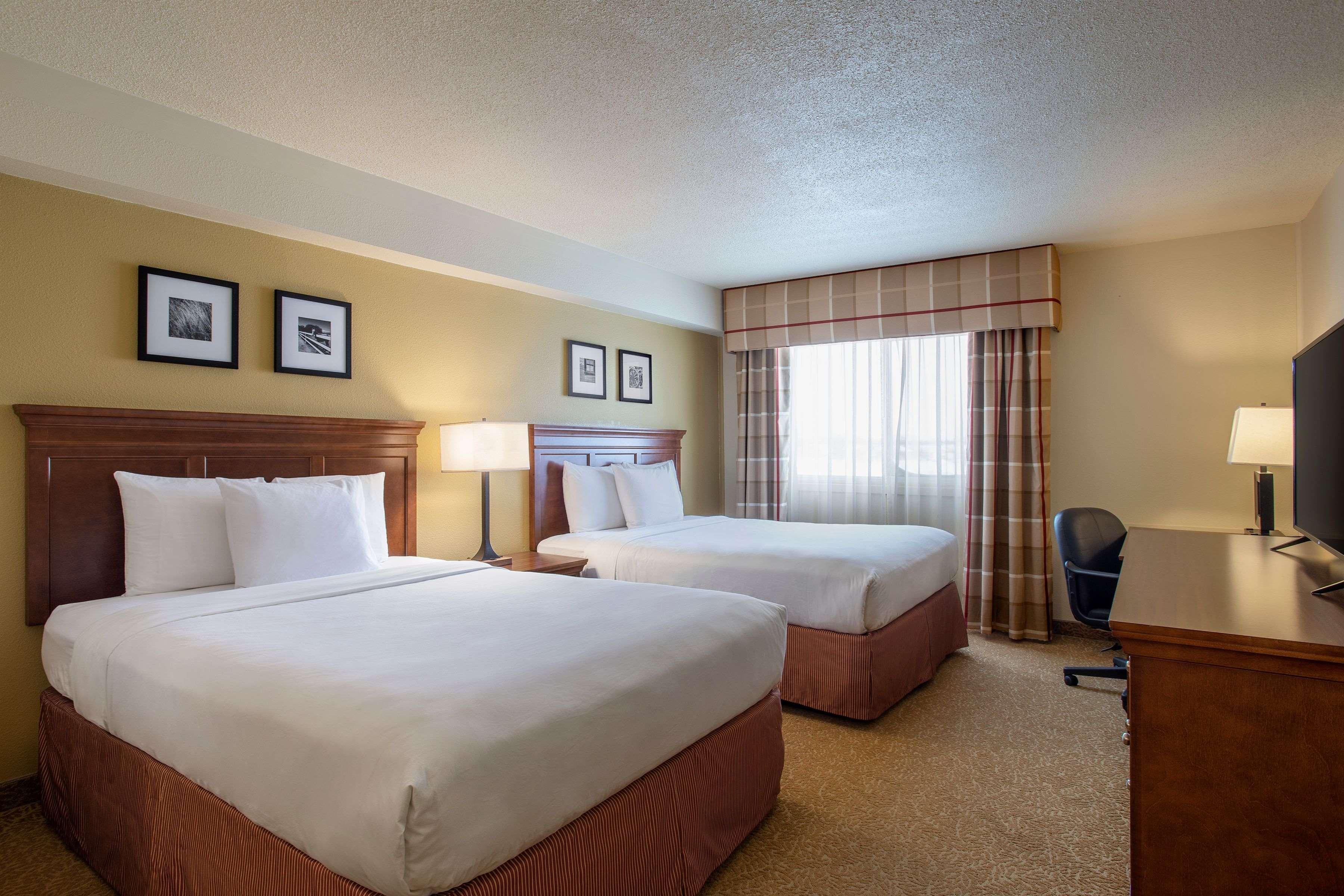Travelodge Suites By Wyndham Regina - Eastgate Bay Esterno foto