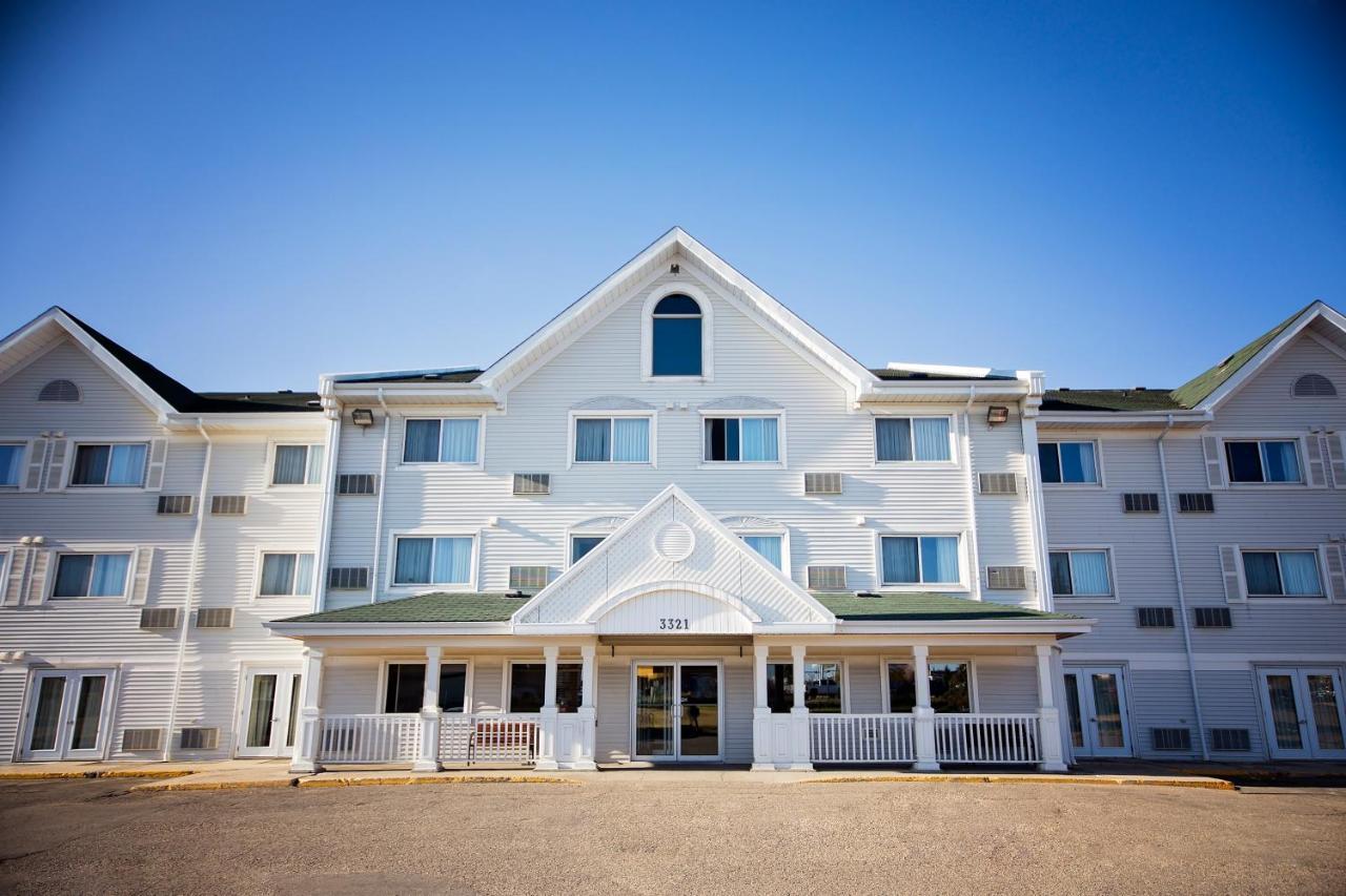 Travelodge Suites By Wyndham Regina - Eastgate Bay Esterno foto